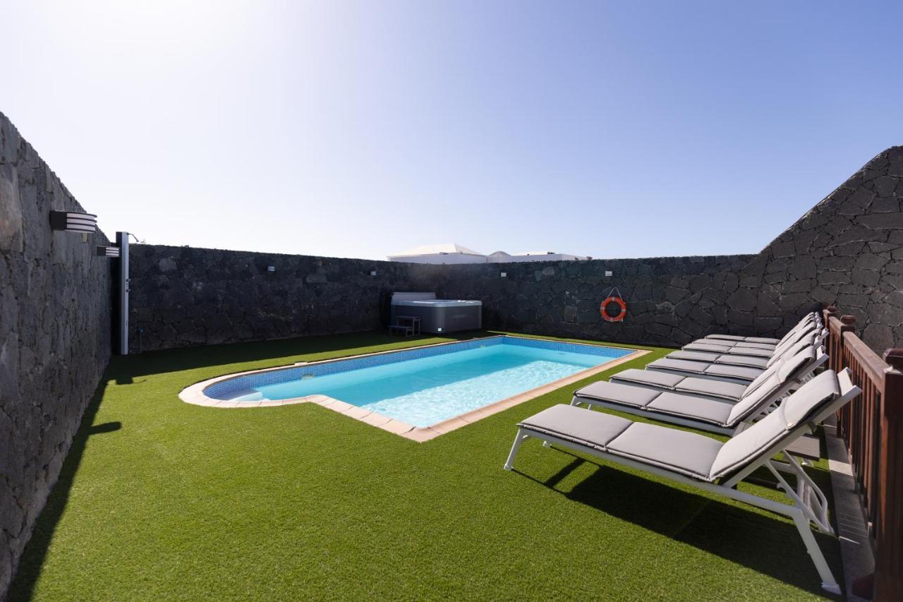Villa Penguina Play Blanca Lanzarote Playa Blanca Dış mekan fotoğraf